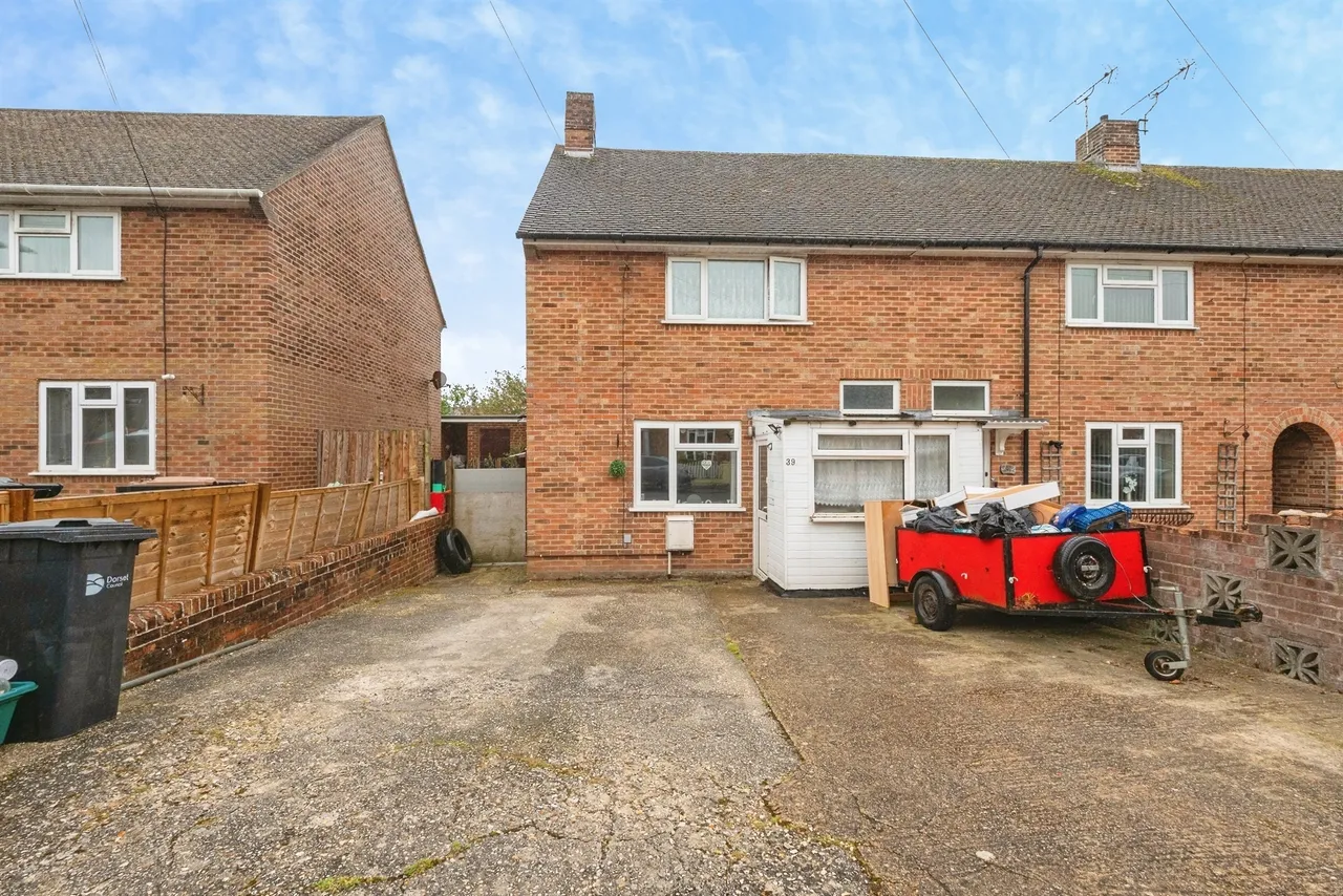 3 bed house for sale — Windsor Road, Dorchester