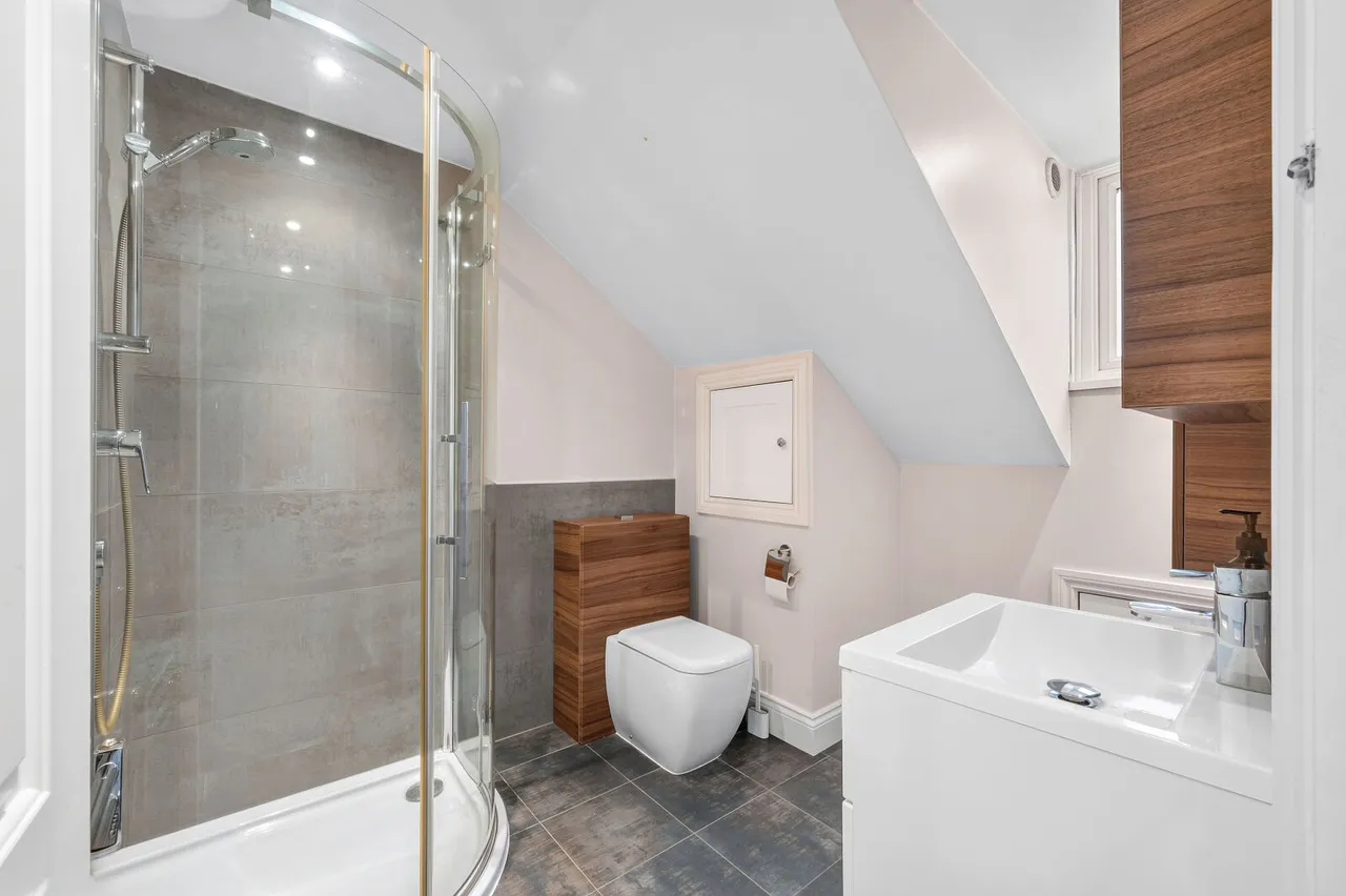 Ethelbert Road, Wimbledon, SW20, photo 11