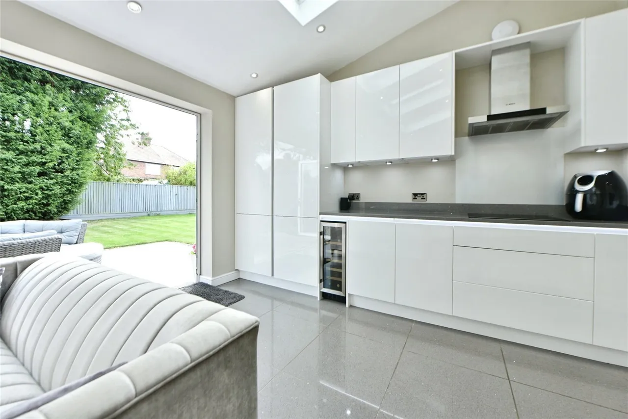 Peacock Drive, Heald Green, Cheadle, Greater Manchester, SK8, photo 6