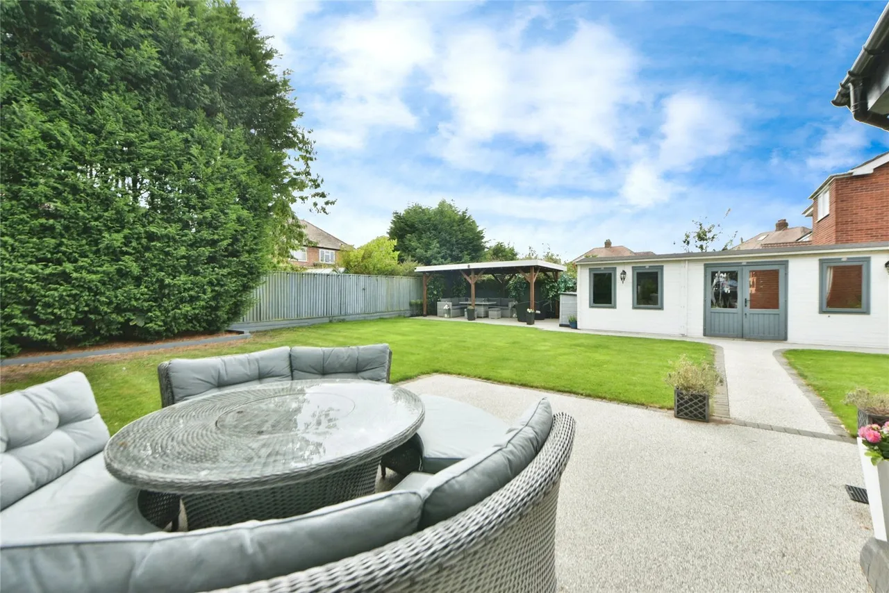 Peacock Drive, Heald Green, Cheadle, Greater Manchester, SK8, photo 14
