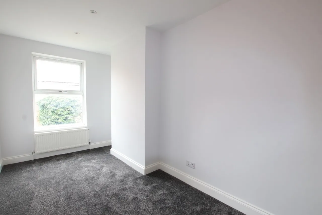 Nottingham Road, New Basford, Nottingham, photo 17
