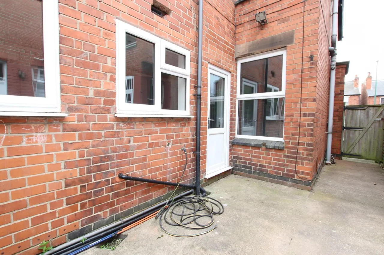 Nottingham Road, New Basford, Nottingham, photo 20