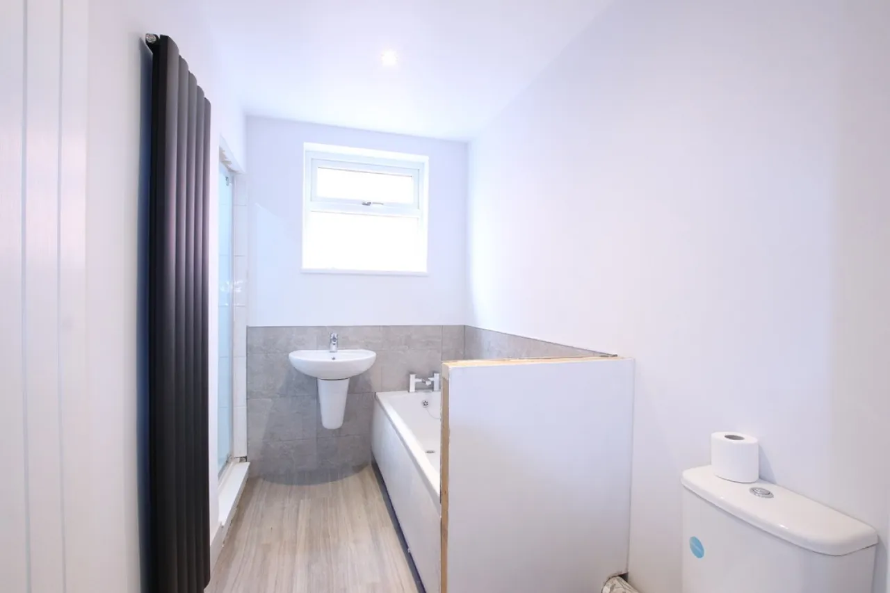 Nottingham Road, New Basford, Nottingham, photo 15