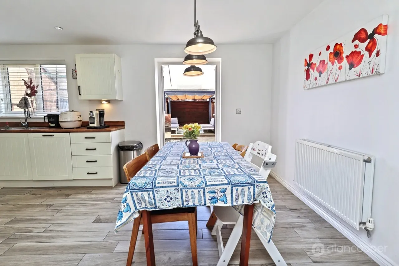 Harrow Lane, Weddington, CV10, photo 6