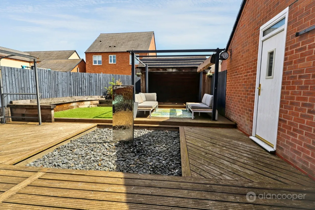 Harrow Lane, Weddington, CV10, photo 30
