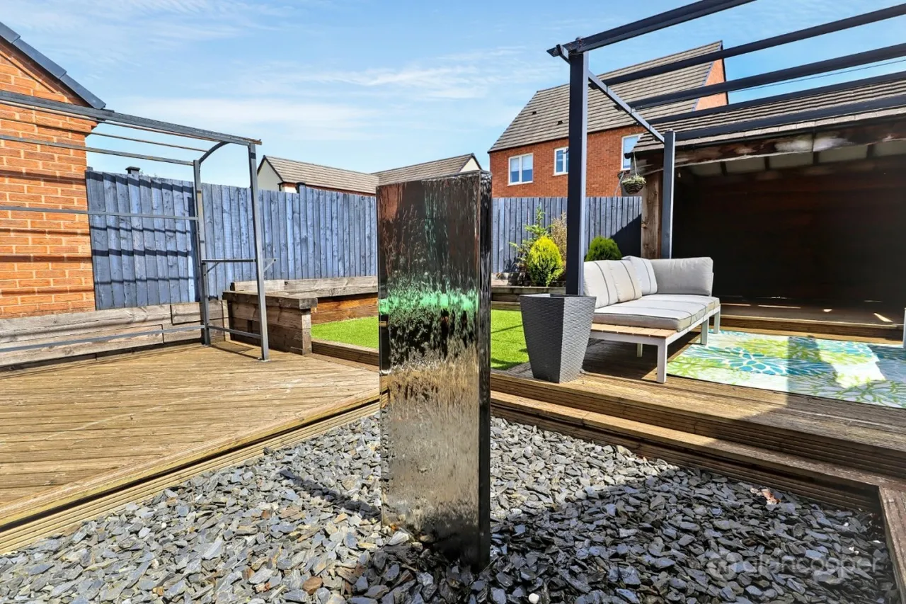 Harrow Lane, Weddington, CV10, photo 2
