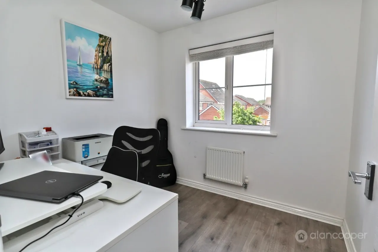 Harrow Lane, Weddington, CV10, photo 25