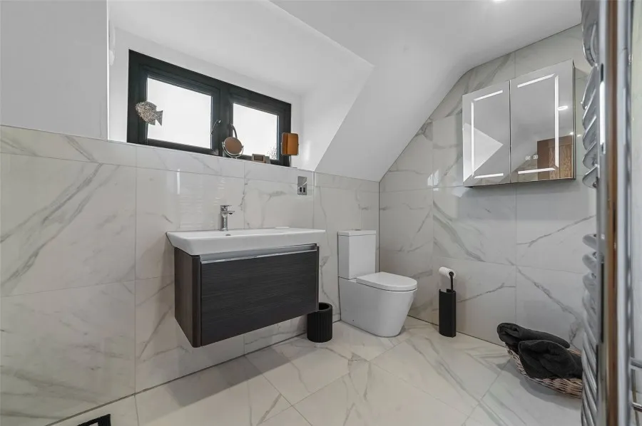 House Under Offer with 4 bedrooms in Sheering, Bishop's Stortford, CM22, photo 28