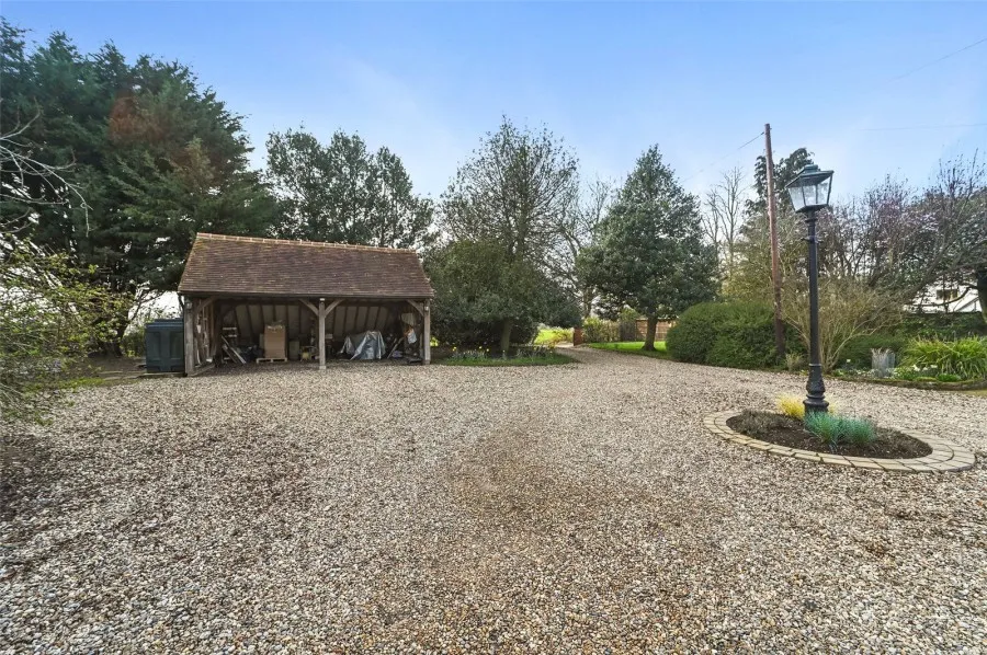 House Under Offer with 4 bedrooms in Sheering, Bishop's Stortford, CM22, photo 41