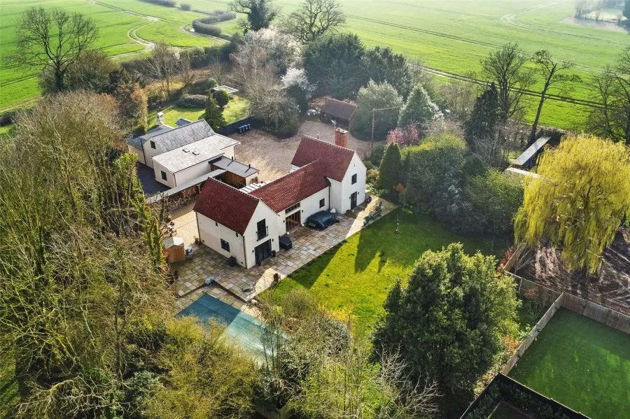 House Under Offer with 4 bedrooms in Sheering, Bishop's Stortford, CM22, photo 19