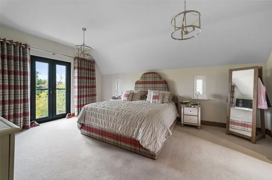 House Under Offer with 4 bedrooms in Sheering, Bishop's Stortford, CM22, photo 8