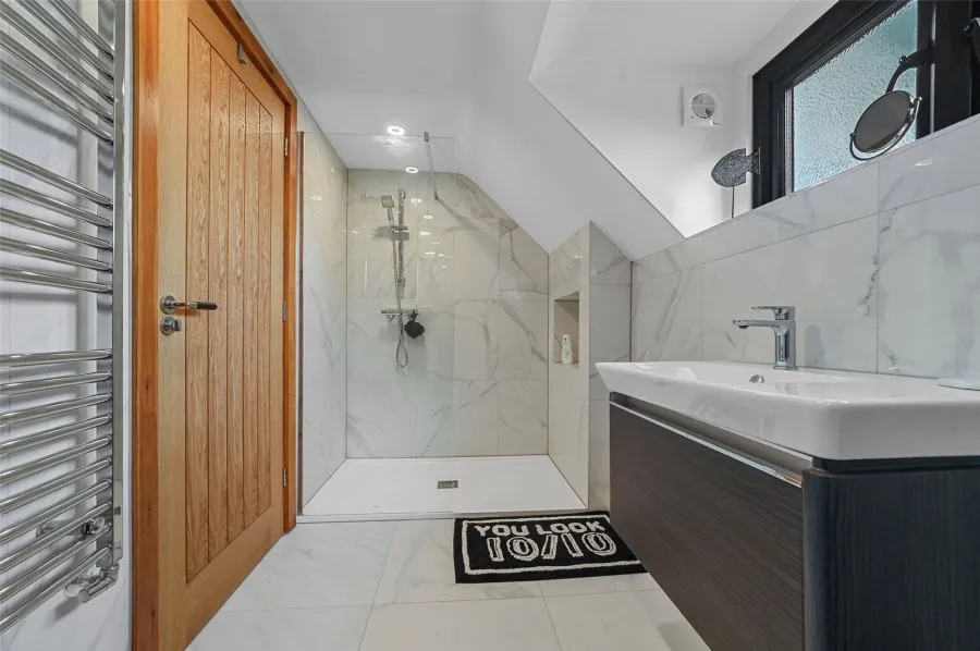 House Under Offer with 4 bedrooms in Sheering, Bishop's Stortford, CM22, photo 30
