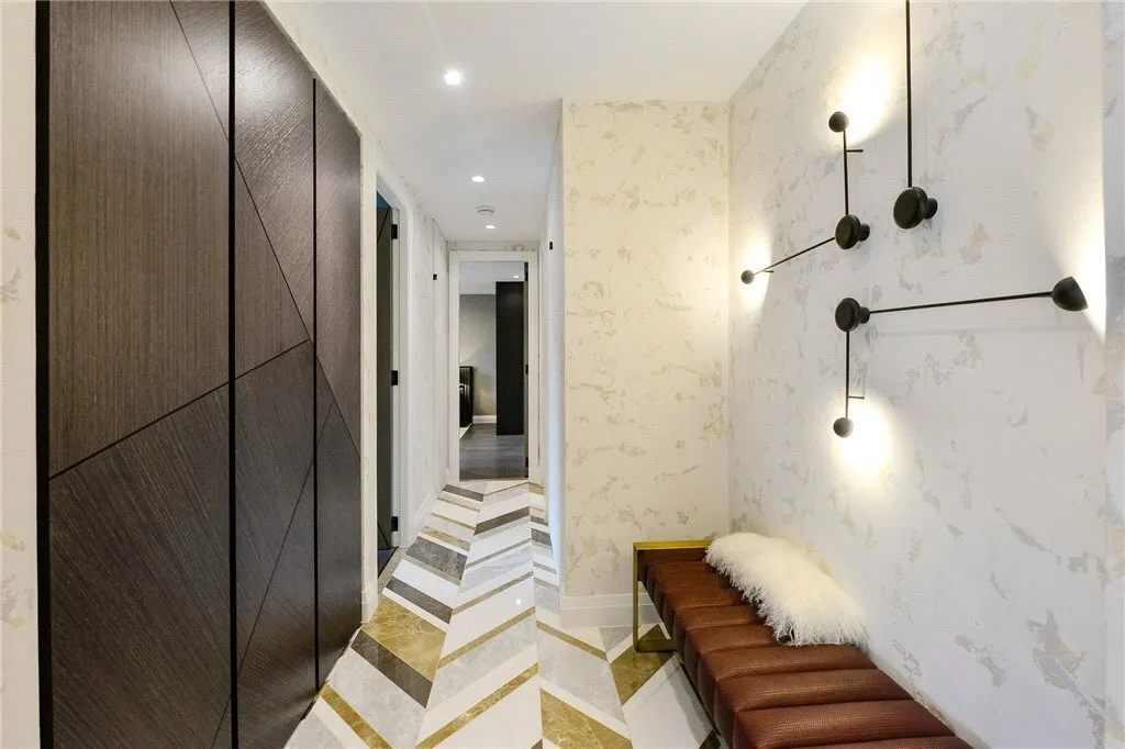 Portman Square, London, W1H, photo 10
