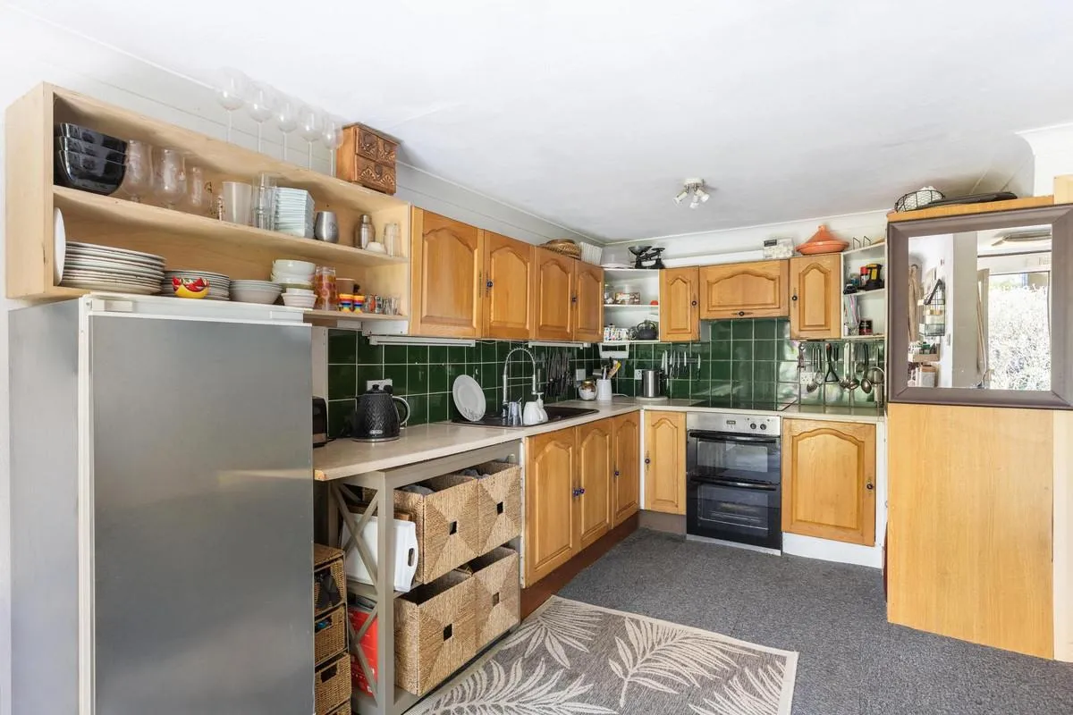 Wheatleys Eyot, Sunbury-on-thames, TW16, photo 13