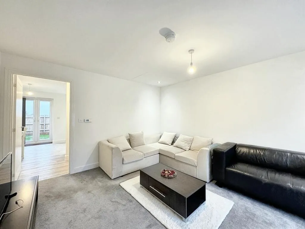 Viewings Available 7 days a week, photo 8
