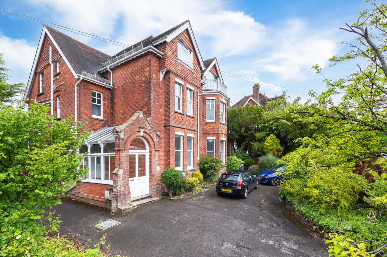 3 bed flat for sale — Boyne Park, Tunbridge Wells, Kent, TN4 8ET