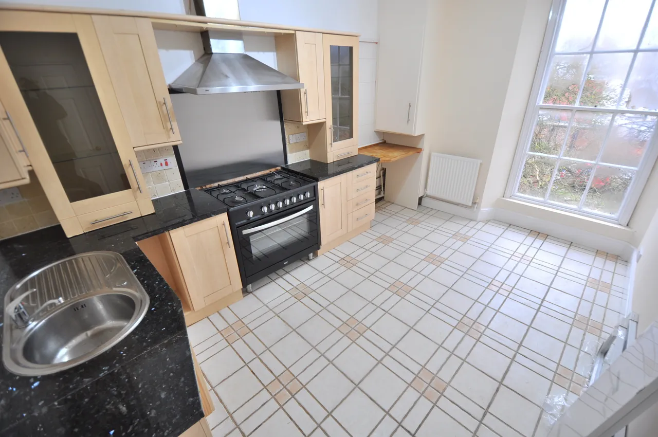 Royal Terrace, Barrak Road, Northampton, NN1, photo 4
