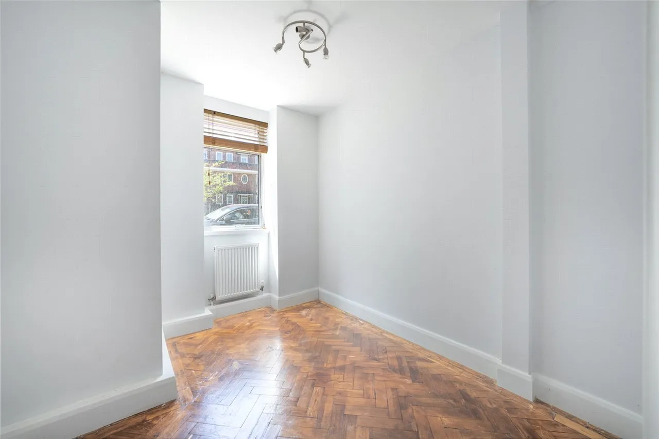 Charlbert Court, Charlbert Street, St John's Wood, London, NW8, photo 3