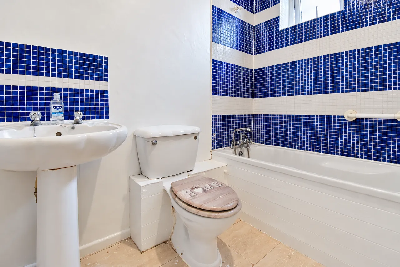 Canal Street, Adlington, PR7, photo 7