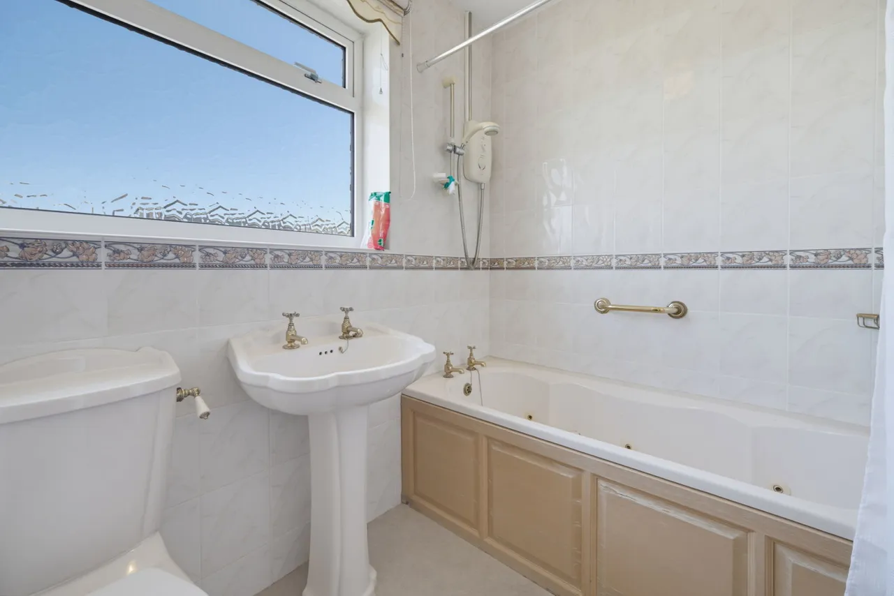Millands Close, Newton, SA3, photo 30