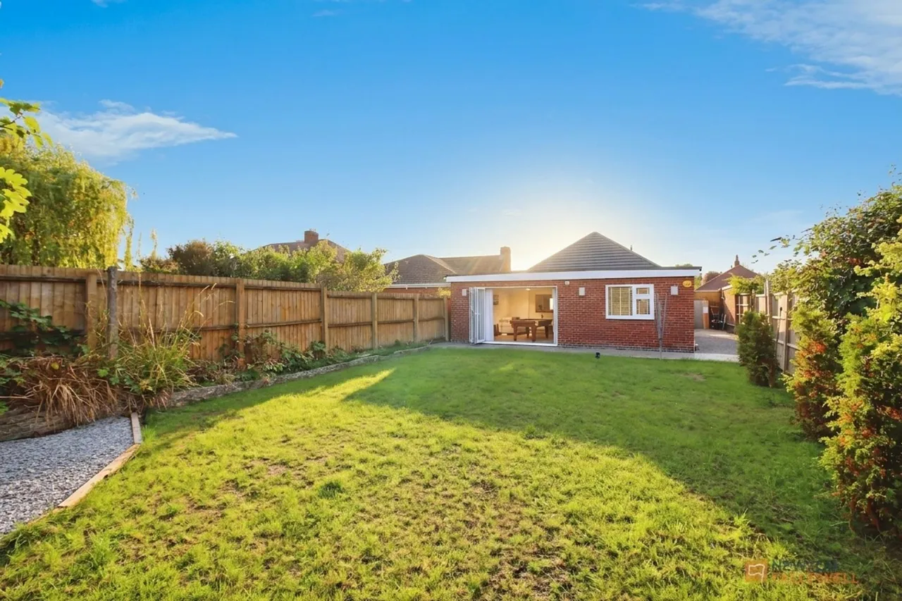 Queens Drive, Leicester Forest East, LE3, photo 2
