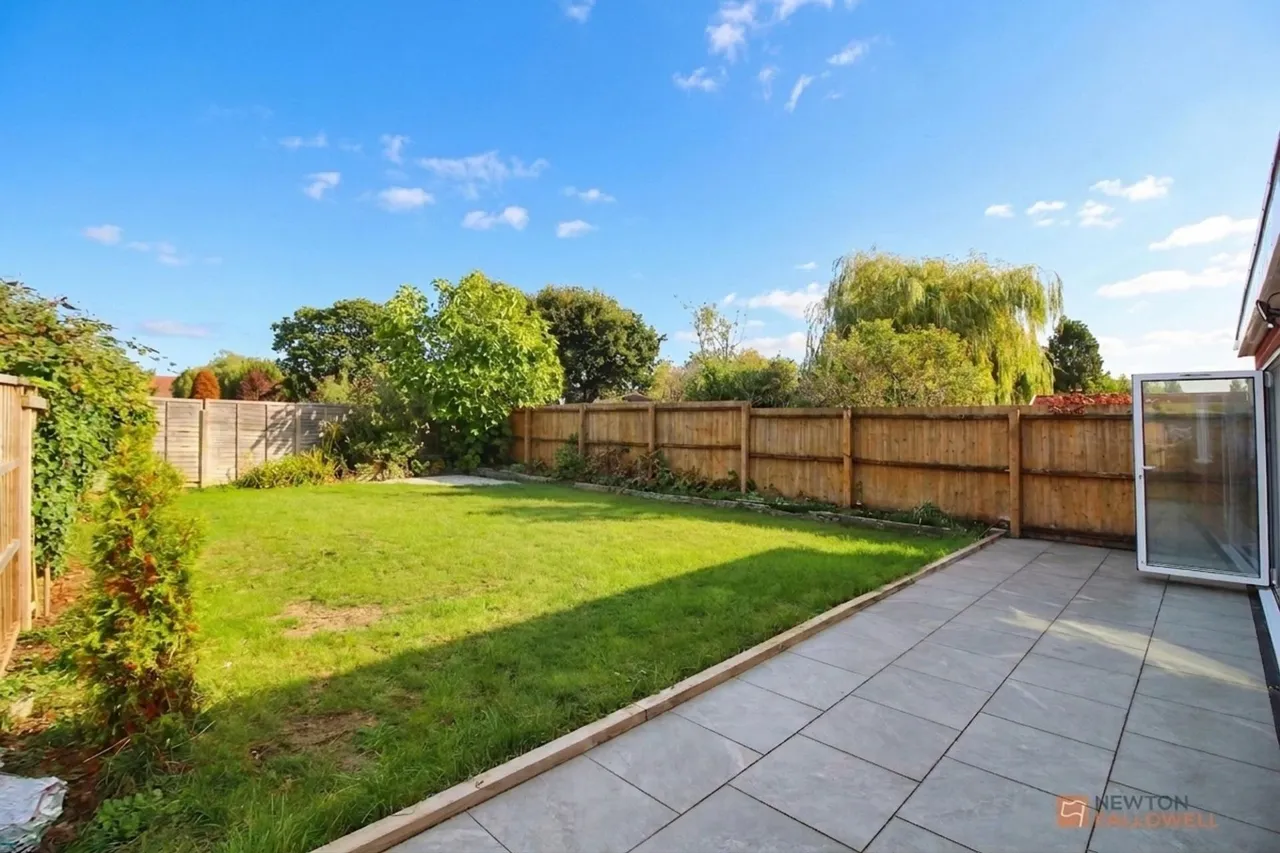 Queens Drive, Leicester Forest East, LE3, photo 18