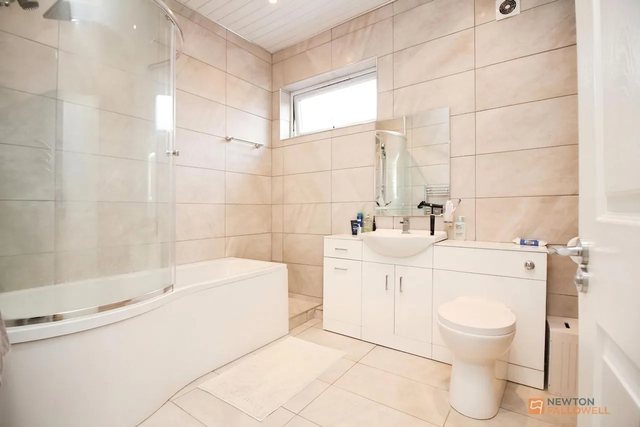 Queens Drive, Leicester Forest East, LE3, photo 17