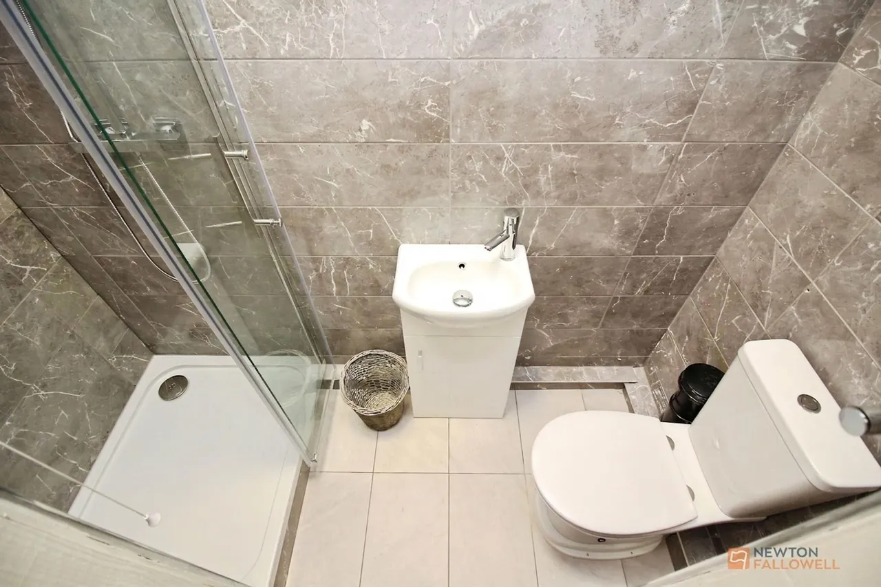 Queens Drive, Leicester Forest East, LE3, photo 12