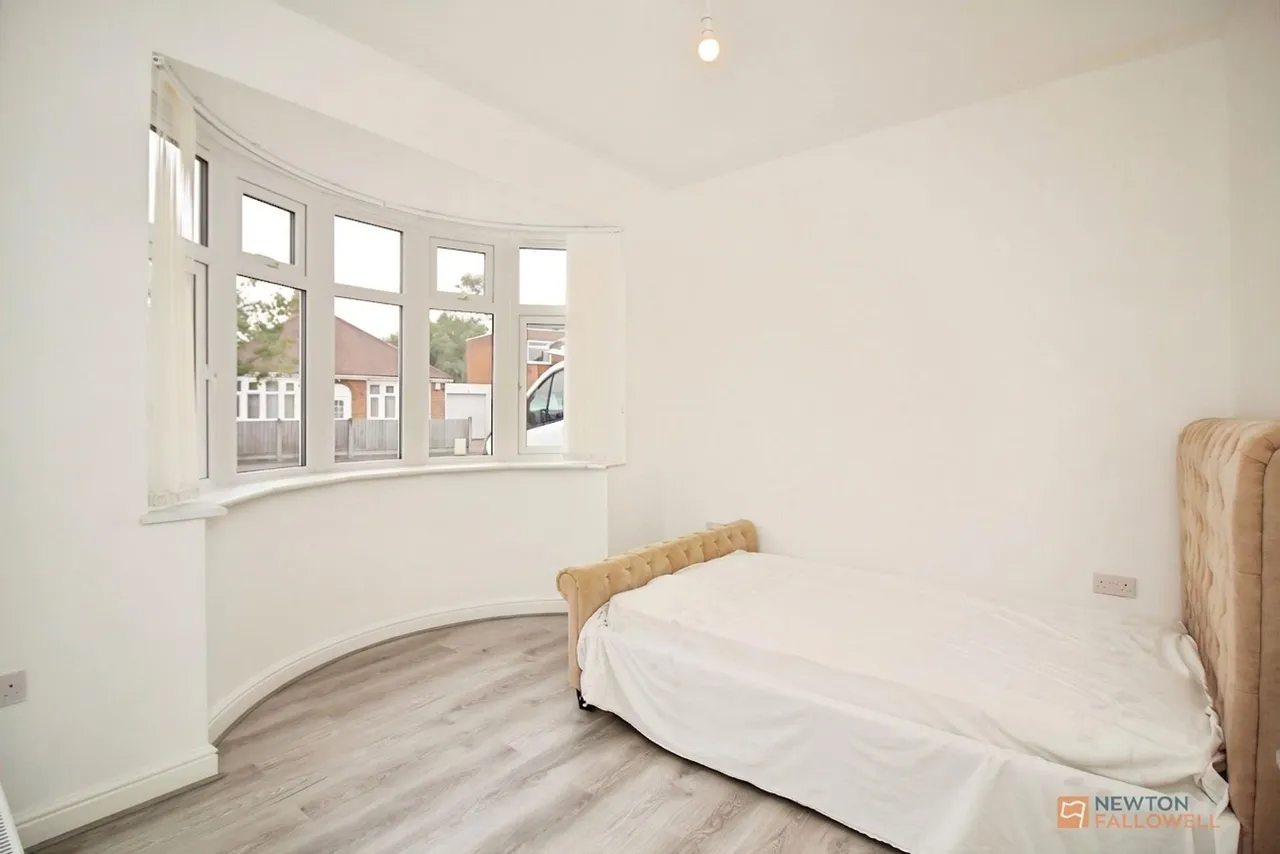 Queens Drive, Leicester Forest East, LE3, photo 13