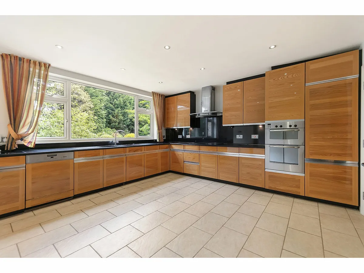 Coombe Ridings, Kingston Upon Thames, KT2, photo 5