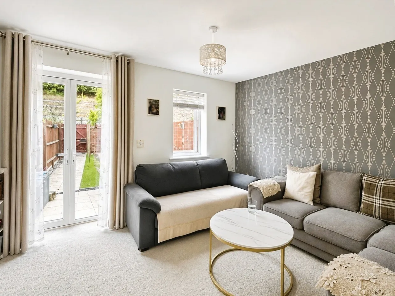 Withers Walk, Blackwater, Camberley, Hampshire, GU17 9FQ, photo 4