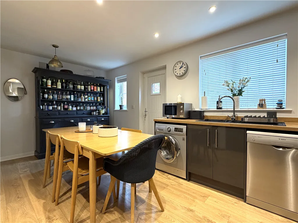 Church View Lane, Gayton, PE32, photo 3