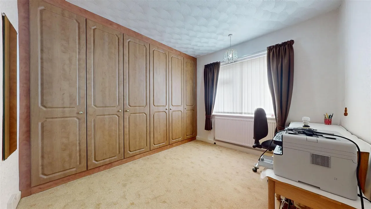 Lawrence Road, Windle, photo 19