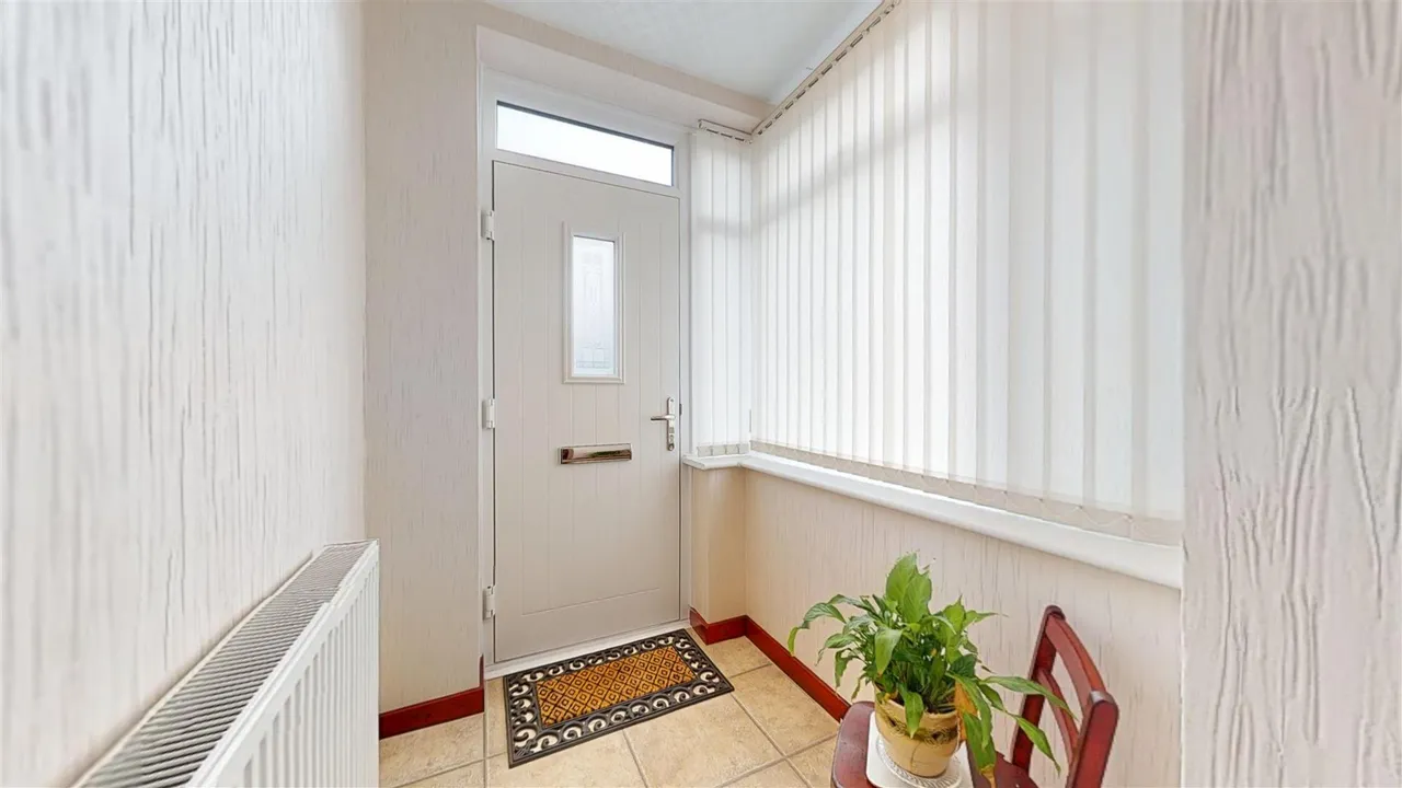 Lawrence Road, Windle, photo 9