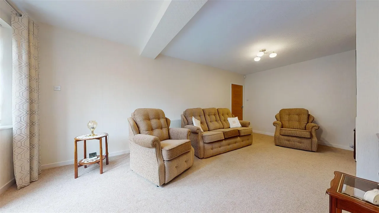 Lawrence Road, Windle, photo 13