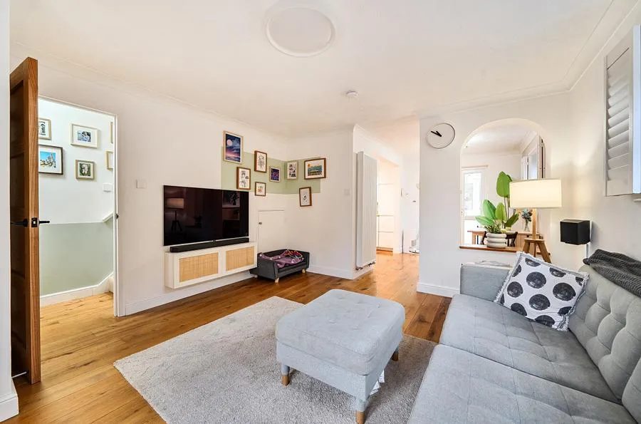 Lowden Close, Winchester, SO22, photo 4