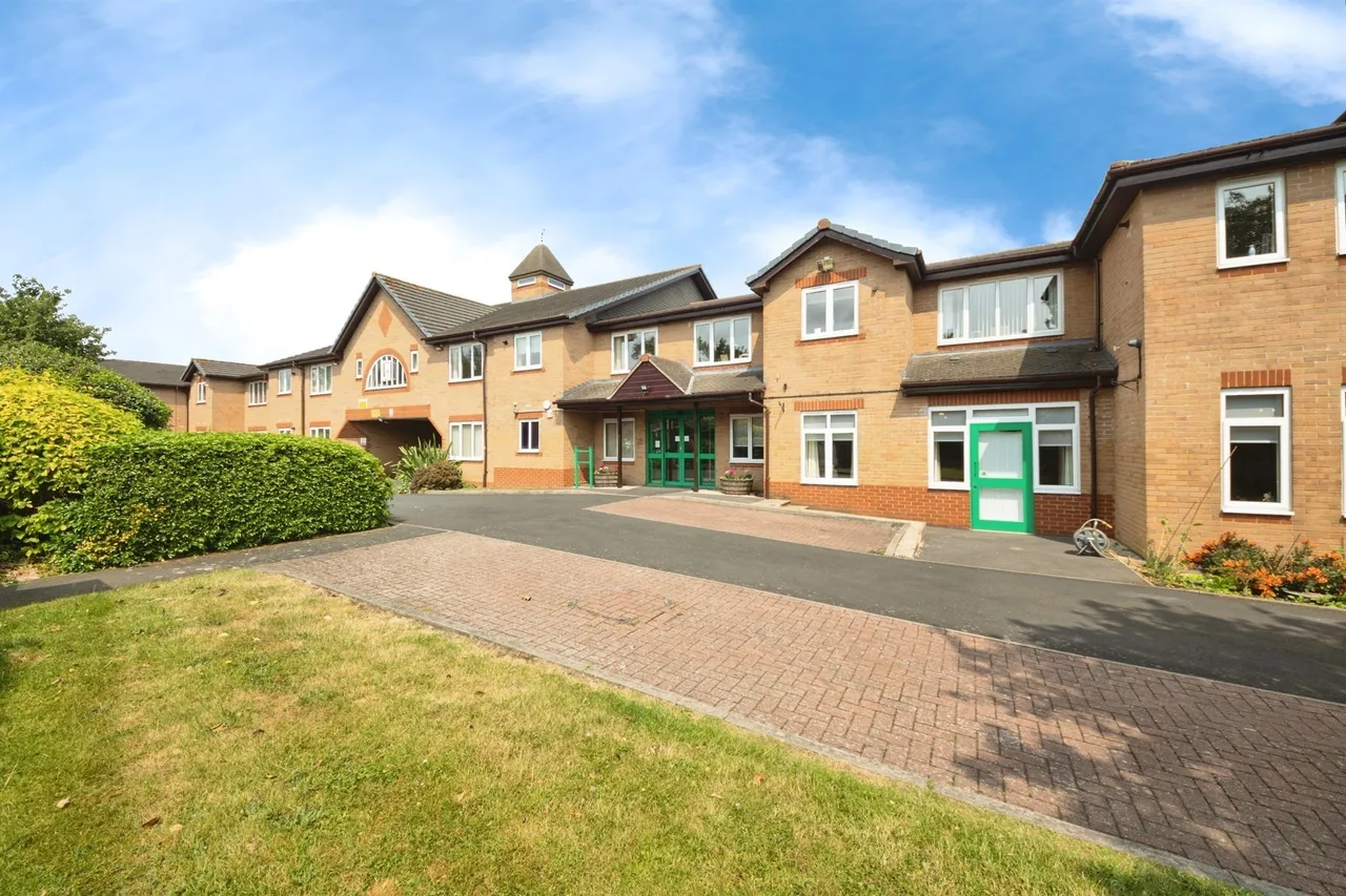 Ulleries Road, Solihull, B92, photo 13