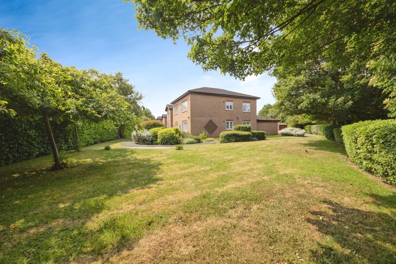 Ulleries Road, Solihull, B92, photo 15
