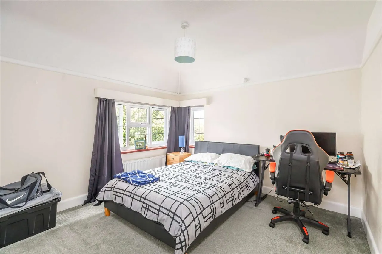Rookes Lane, Lymington, Hampshire, SO41 8FP, photo 11