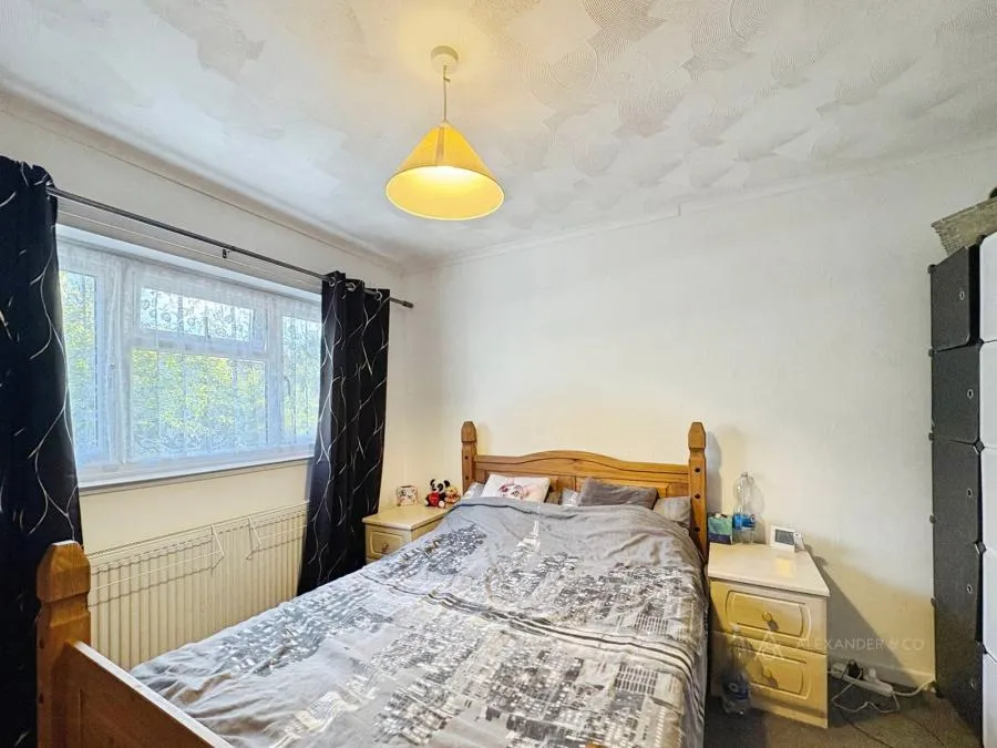 Tithe Farm Road, Houghton Regis, LU5, photo 7