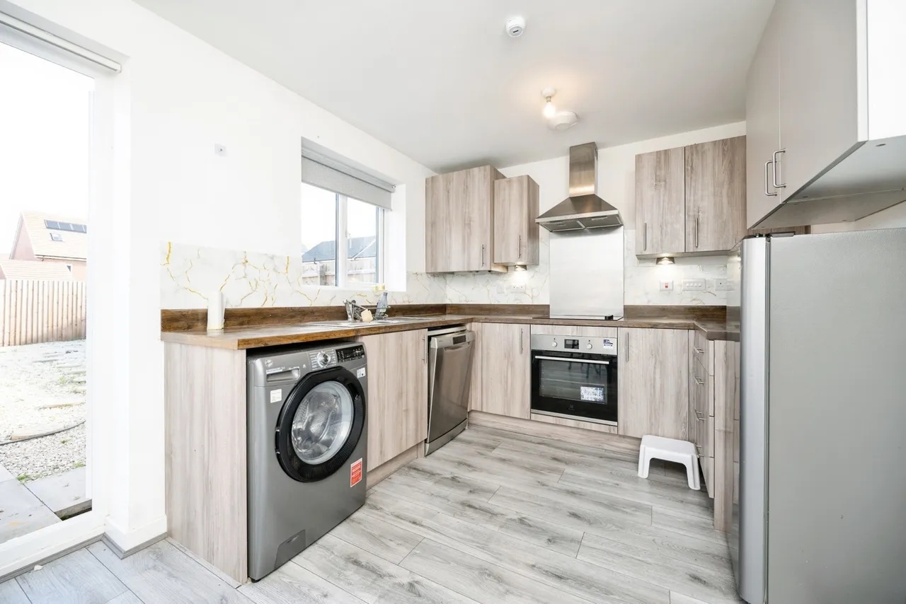 Sundowner Grove, Tipton, DY4, photo 17