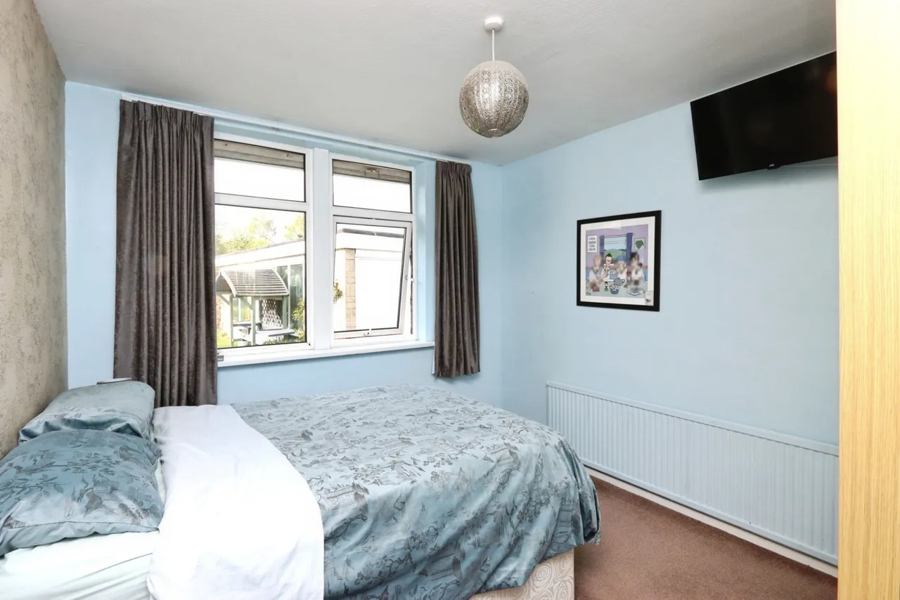 Essendine Crescent, Sheffield, S8, photo 12