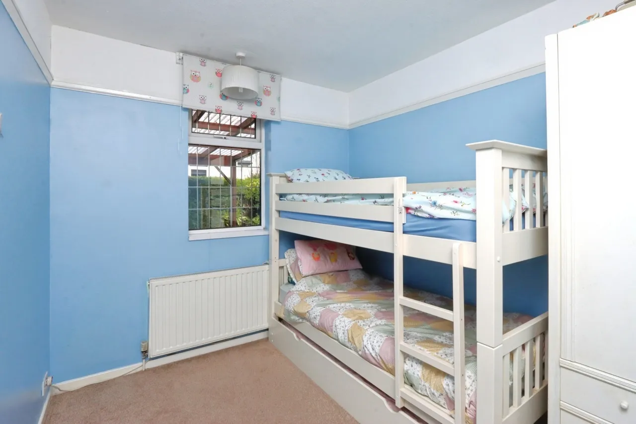 Essendine Crescent, Sheffield, S8, photo 13
