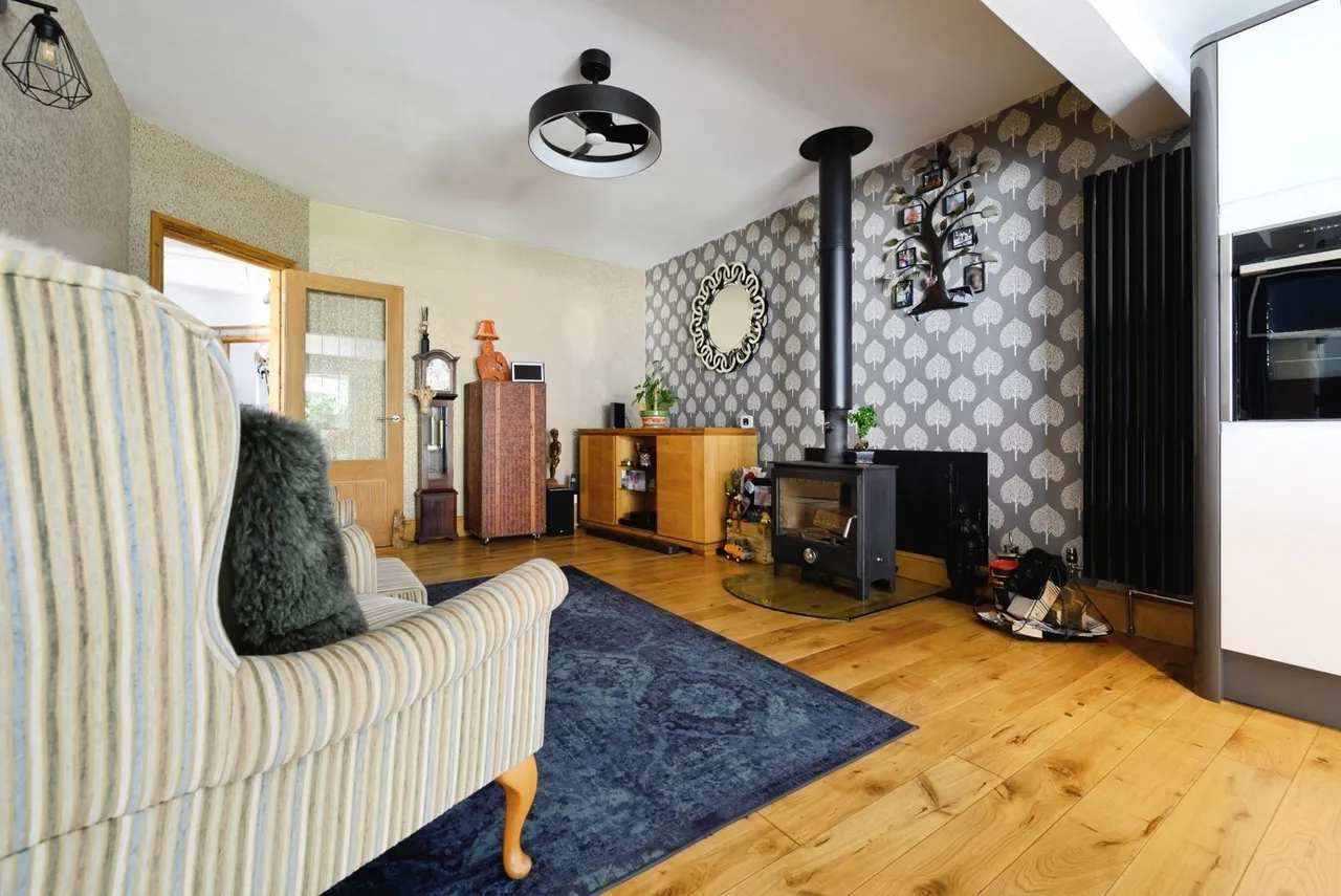 Homefield Road, Drayton, PO6, photo 7