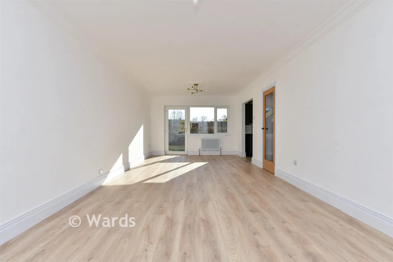Livingstone Road, St. Peters, CT10, photo 2