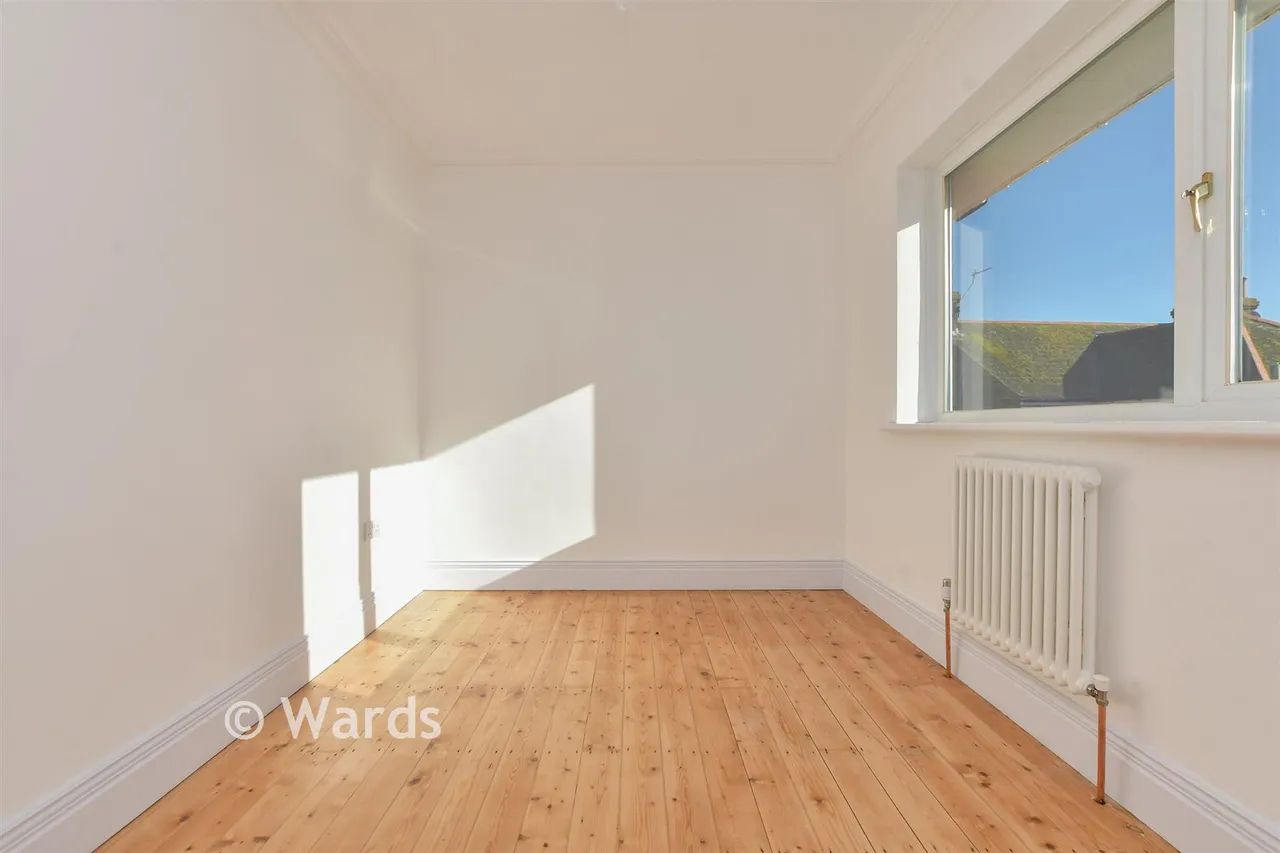 Livingstone Road, St. Peters, CT10, photo 11