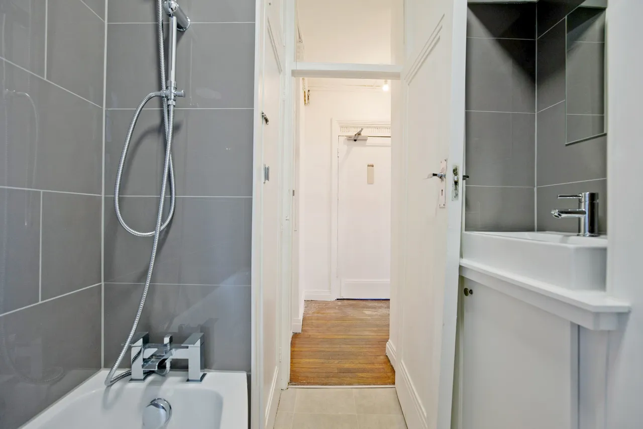 Belsize Grove, Belsize Park, London, NW3, photo 5