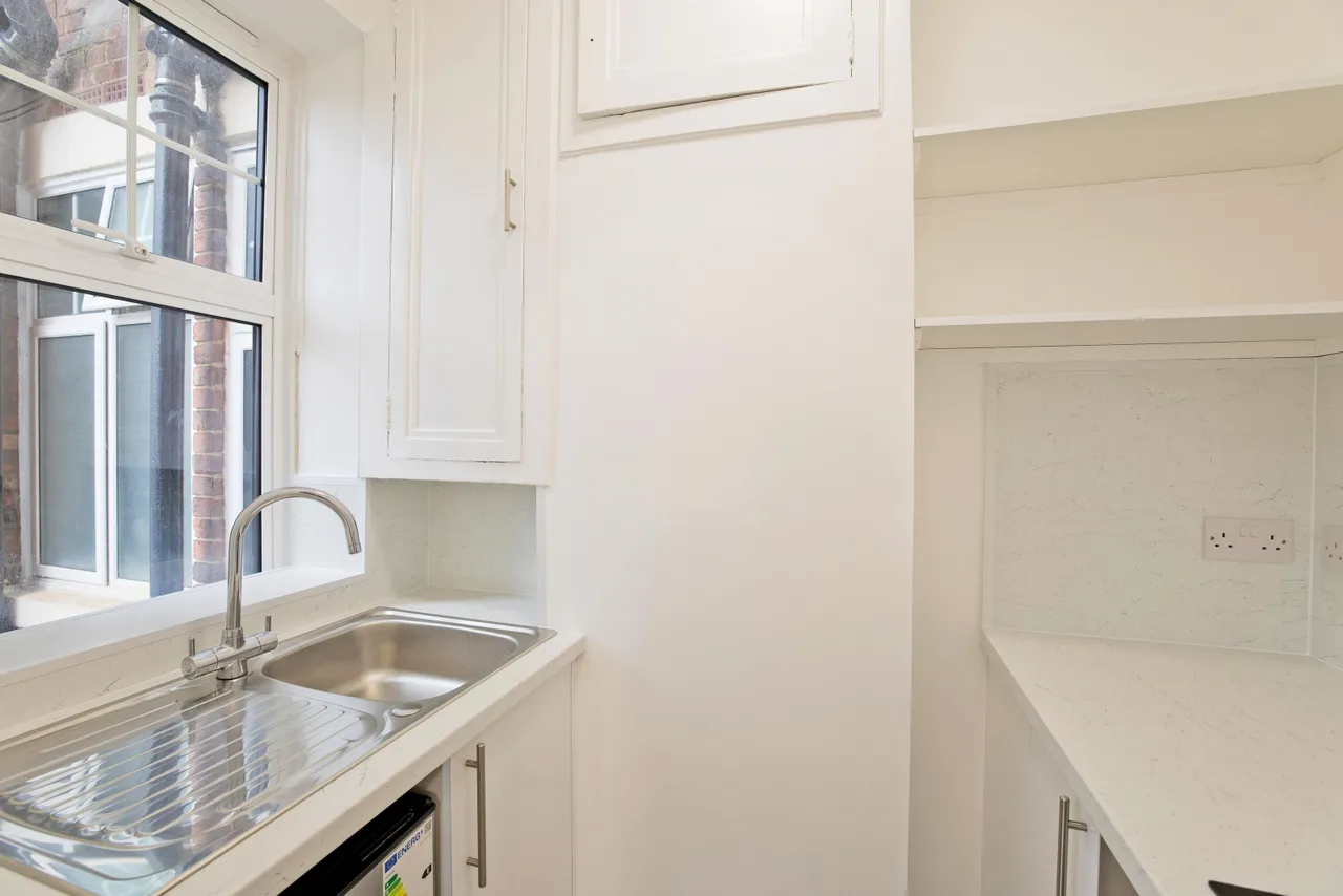 Belsize Grove, Belsize Park, London, NW3, photo 3