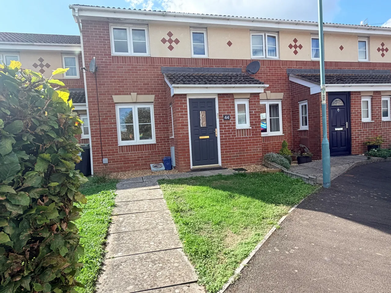 2 bed house to rent, Cornpoppy Avenue, Monmouth, NP25