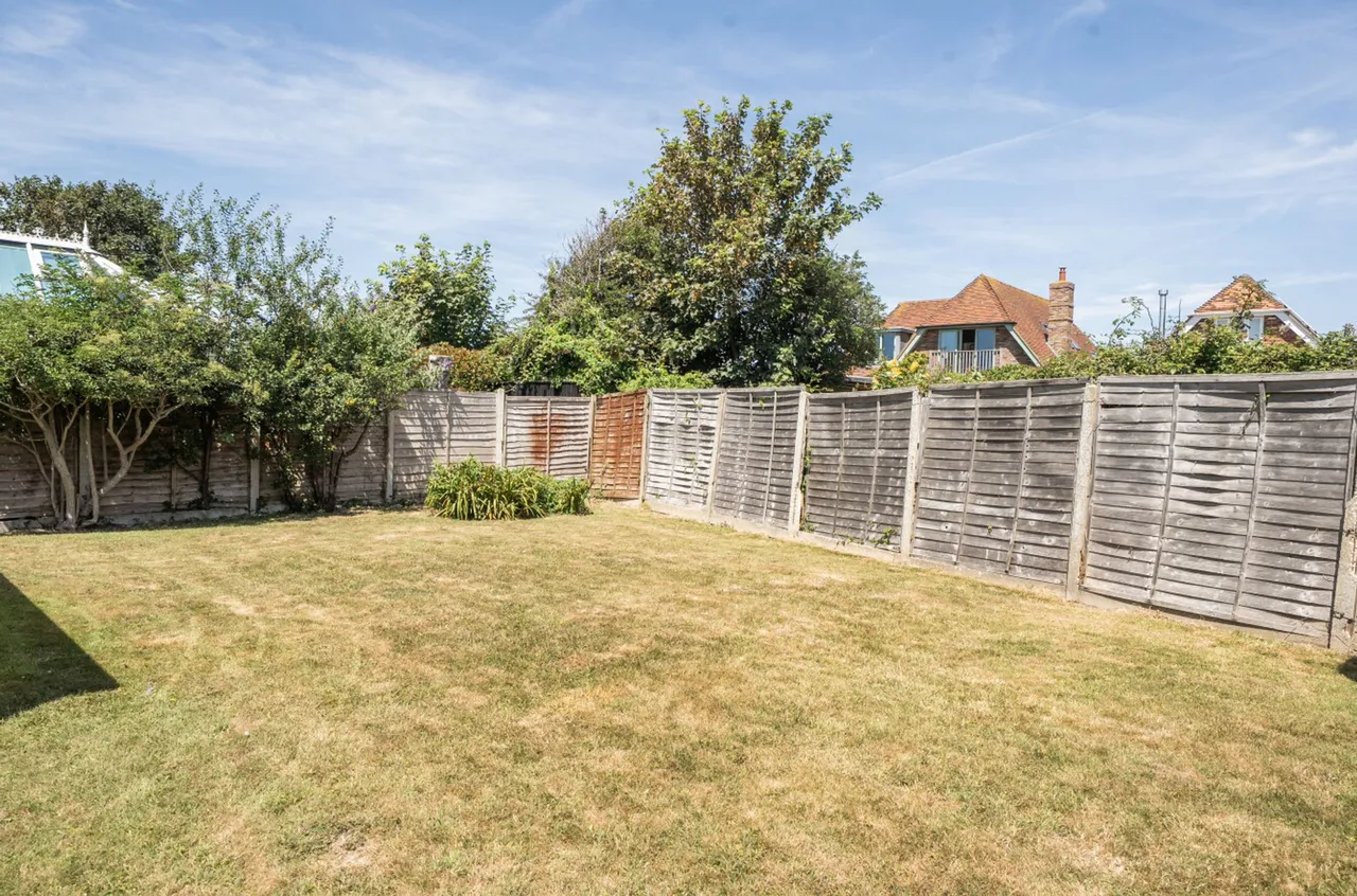 Solent Road, East Wittering, PO20, photo 13